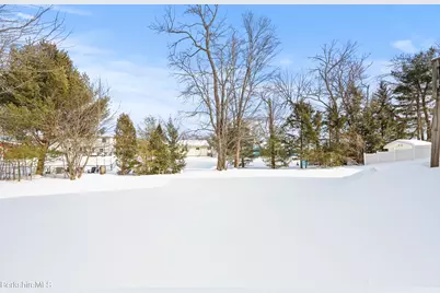 106 Nancy Ave, Pittsfield, MA 01201 - Photo 46