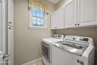 2 Amy Ct #2, Pittsfield, MA 01201 - Photo 28