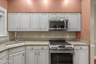 2 Amy Ct, Pittsfield, MA 01201 - Photo 14