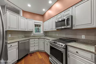 2 Amy Ct #2, Pittsfield, MA 01201 - Photo 14