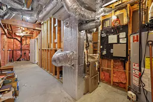 2 Amy Ct, Pittsfield, MA 01201 - Photo 48