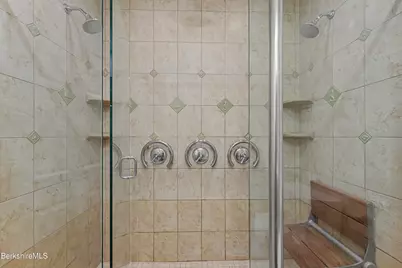 2 Amy Ct #2, Pittsfield, MA 01201 - Photo 26