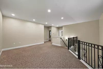 2 Amy Ct #2, Pittsfield, MA 01201 - Photo 28