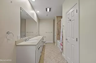 2 Amy Ct, Pittsfield, MA 01201 - Photo 38