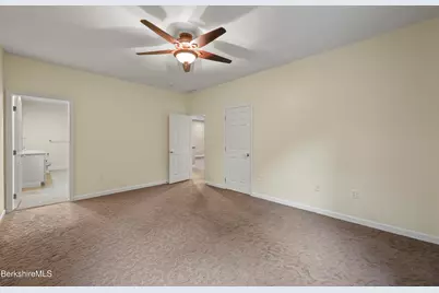 2 Amy Ct, Pittsfield, MA 01201 - Photo 32