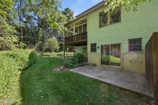 2 Amy Ct, Pittsfield, MA 01201 - Photo 6