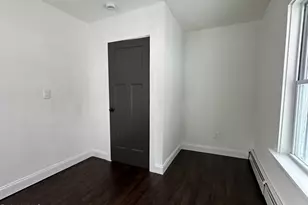 23 Harris St, North Adams, MA 01247 - Photo 22