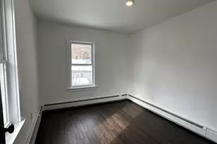 23 Harris St, North Adams, MA 01247 - Photo 18