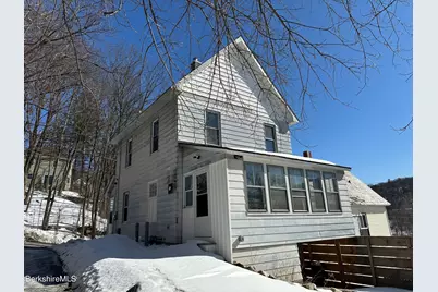 23 Harris St, North Adams, MA 01247 - Photo 4