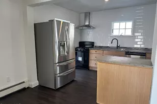 23 Harris St, North Adams, MA 01247 - Photo 12