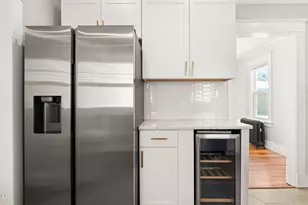 44 Strong Ave, Pittsfield, MA 01201 - Photo 10