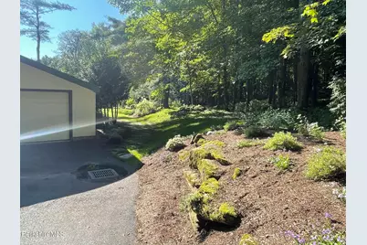 2 Saint Andrews Ct, Lenox, MA 01240 - Photo 52