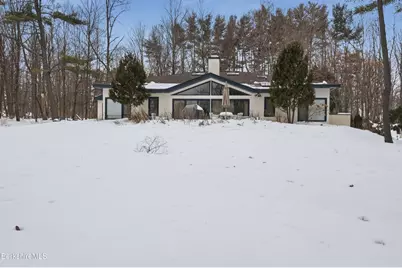 2 Saint Andrews Ct, Lenox, MA 01240 - Photo 6