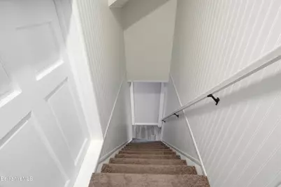 22 S Atlantic Ave, Pittsfield, MA 01201 - Photo 28