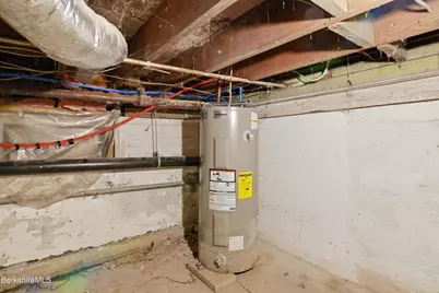 22 S Atlantic Ave, Pittsfield, MA 01201 - Photo 34