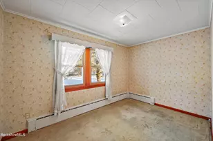 34 Anthony St, Adams, MA 01220 - Photo 18