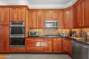 130 E Dugway Rd, Lenox, MA 01240 - Photo 10