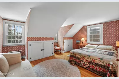 221 Holmes Rd, Pittsfield, MA 01201 - Photo 22