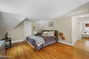 221 Holmes Rd, Pittsfield, MA 01201 - Photo 20