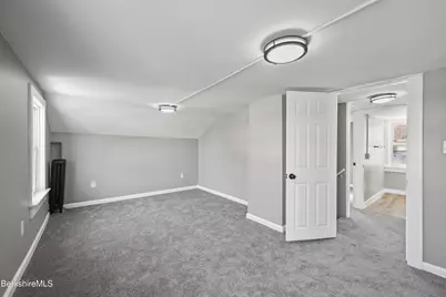 139 2nd St, Pittsfield, MA 01201 - Photo 18