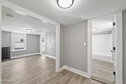 139 2nd St, Pittsfield, MA 01201 - Photo 4