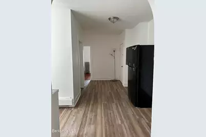 195 Francis Ave, Pittsfield, MA 01201 - Photo 6