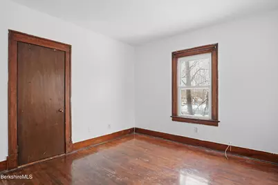 195 Francis Ave, Pittsfield, MA 01201 - Photo 18