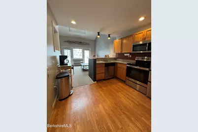 825 Thatcher House, Hancock, MA 01237 - Photo 12