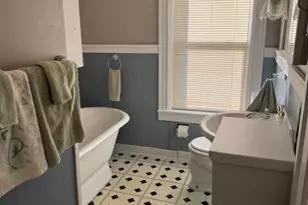 11 Melrose St, Adams, MA 01220 - Photo 12