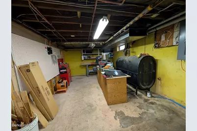 5 McKinley St, Adams, MA 01220 - Photo 24