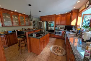 5 McKinley St, Adams, MA 01220 - Photo 4