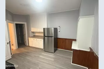 124 Appleton Ave #1, Pittsfield, MA 01201 - Photo 4
