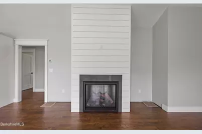 15 Cherry Hill Dr, Pittsfield, MA 01201 - Photo 10