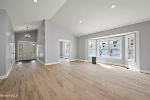 15 Cherry Hill Dr, Pittsfield, MA 01201 - Photo 4