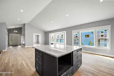 15 Cherry Hill Dr, Pittsfield, MA 01201 - Photo 6