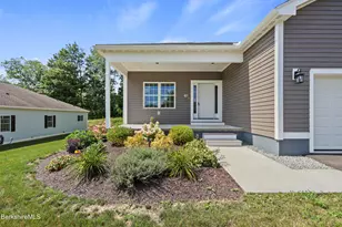 15 Cherry Hill Dr, Pittsfield, MA 01201 - Photo 4