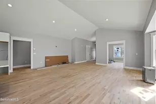15 Cherry Hill Dr, Pittsfield, MA 01201 - Photo 12