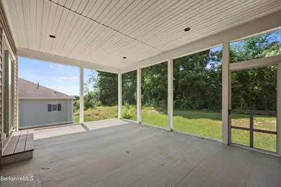 15 Cherry Hill Dr, Pittsfield, MA 01201 - Photo 36