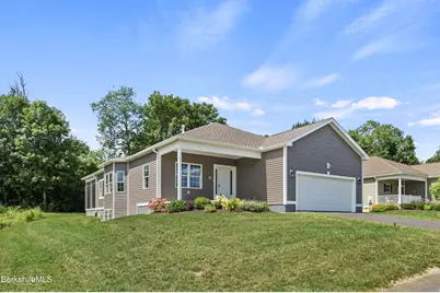 15 Cherry Hill Dr, Pittsfield, MA 01201 - Photo 1