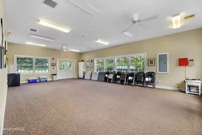 15 Cherry Hill Dr, Pittsfield, MA 01201 - Photo 34