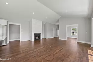 15 Cherry Hill Dr, Pittsfield, MA 01201 - Photo 12