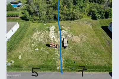 5 Aspen Way, Pittsfield, MA 01201 - Photo 2