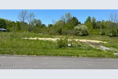 5 Aspen Way, Pittsfield, MA 01201 - Photo 4