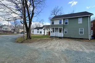 12 Monteleone Pl, Pittsfield, MA 01201 - Photo 2