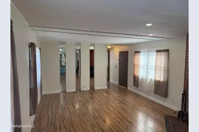 30 Lakewood Dr, Pittsfield, MA 01201 - Photo 4