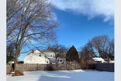 132 Daniels Ave, Pittsfield, MA 01201 - Photo 24