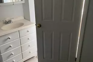 132 Daniels Ave, Pittsfield, MA 01201 - Photo 12