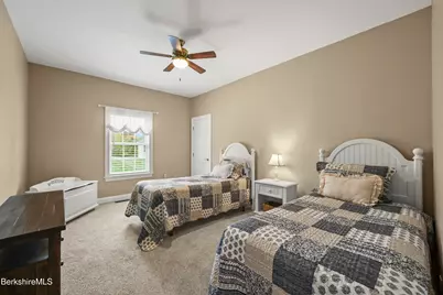 14 Sunrise Cir, Pittsfield, MA 01201 - Photo 28