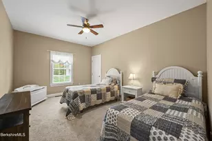 14 Sunrise Cir, Pittsfield, MA 01201 - Photo 28