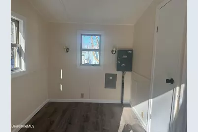 3 Jennifer Ln, West Stockbridge, MA 01266 - Photo 4